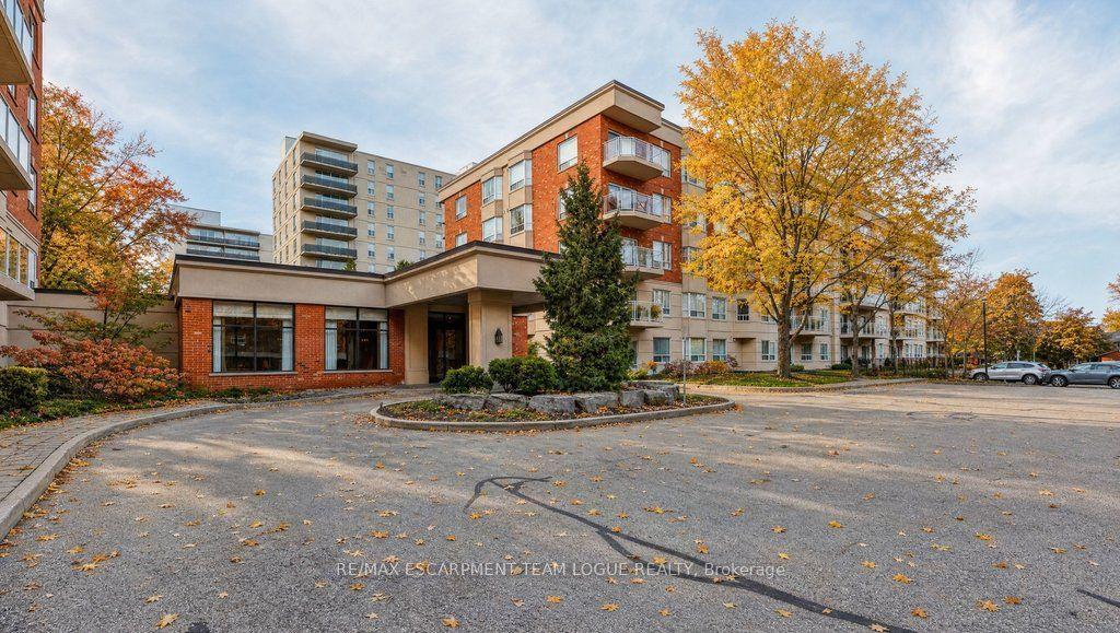 5188 Lakeshore Road 409 #409, Burlington — Condo for sale, photo 1