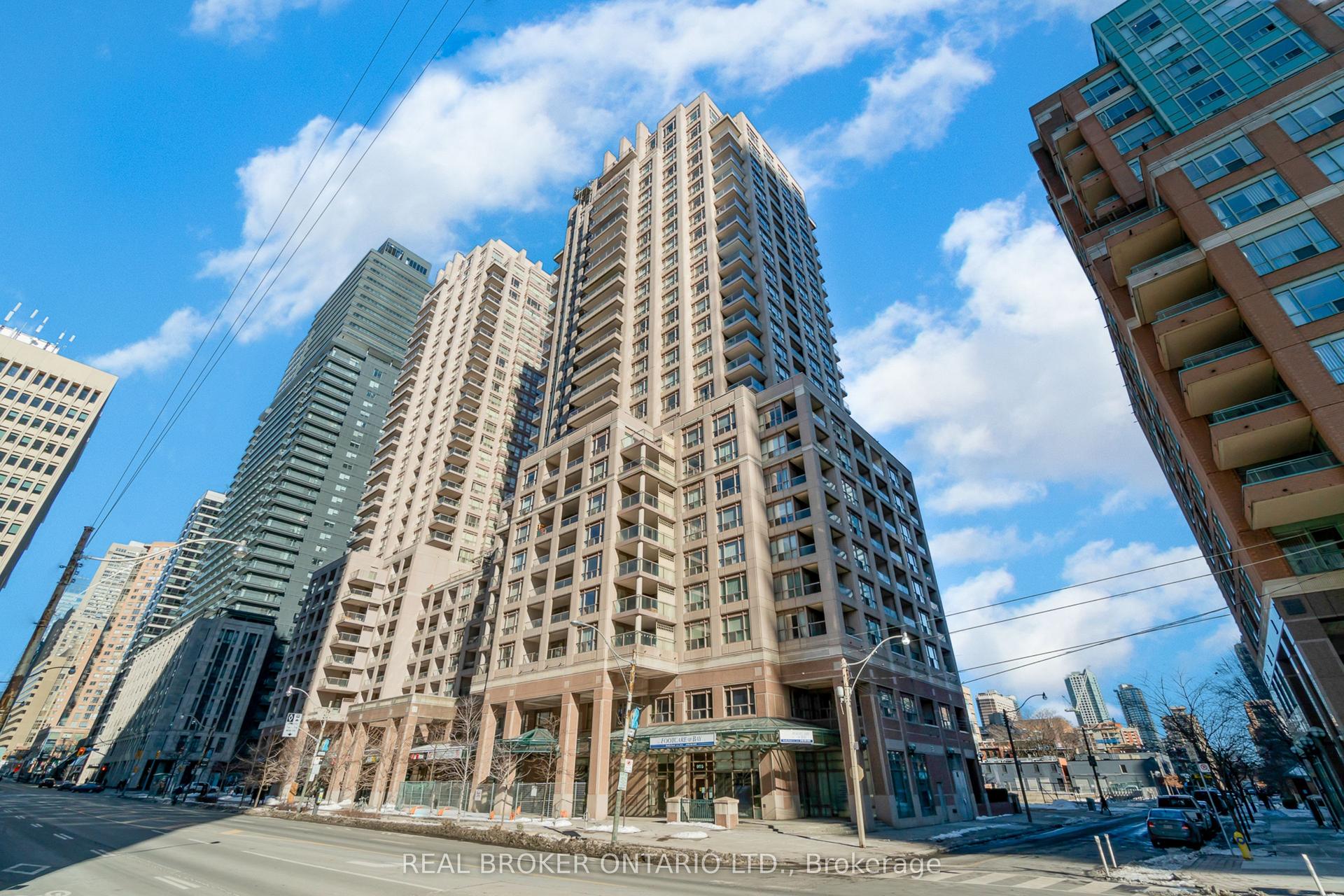 909 Bay Street 1908 #1908, Toronto — Condo for lease, photo 1