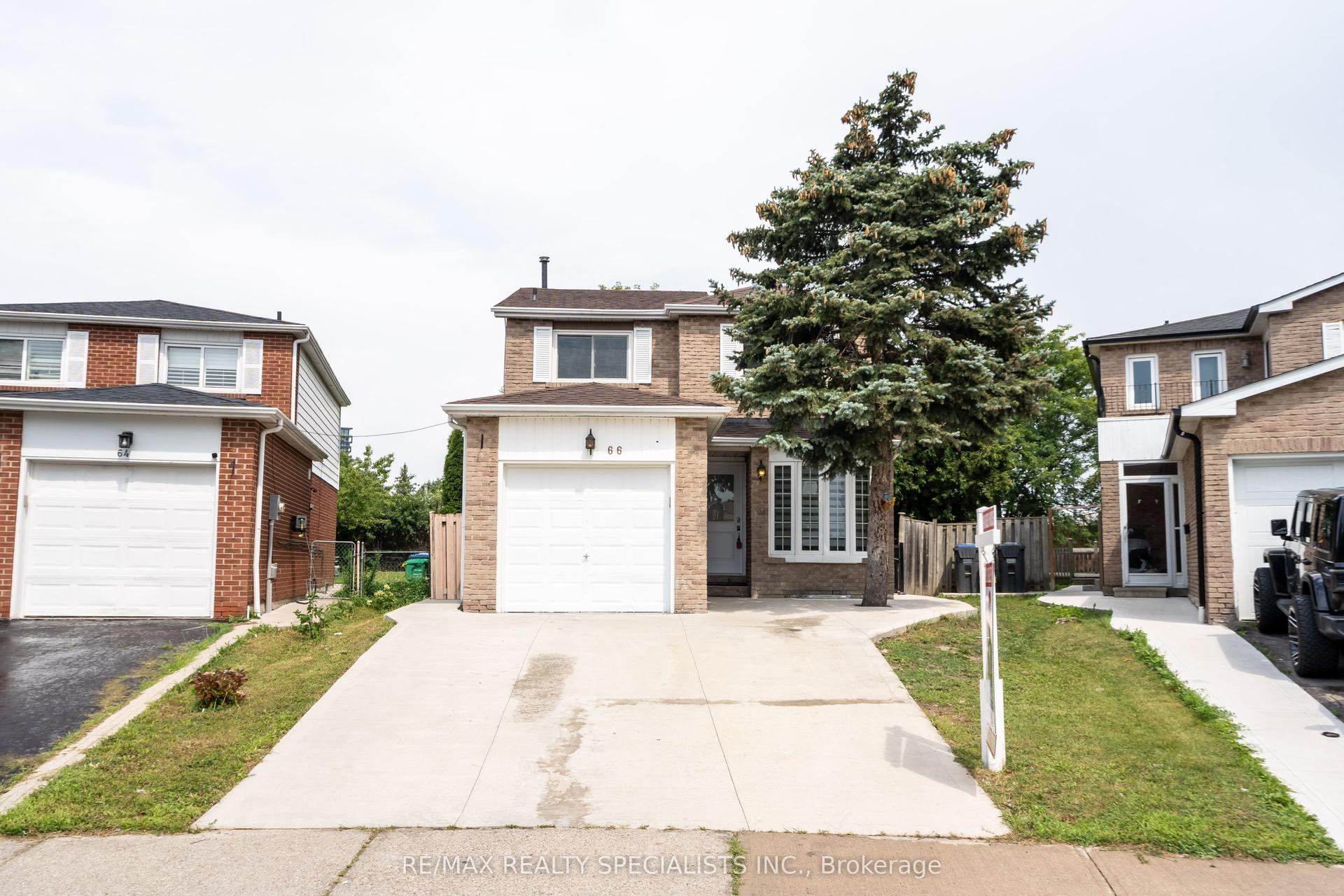 66 Banting Crescent, Brampton — Detached for sale, photo 1