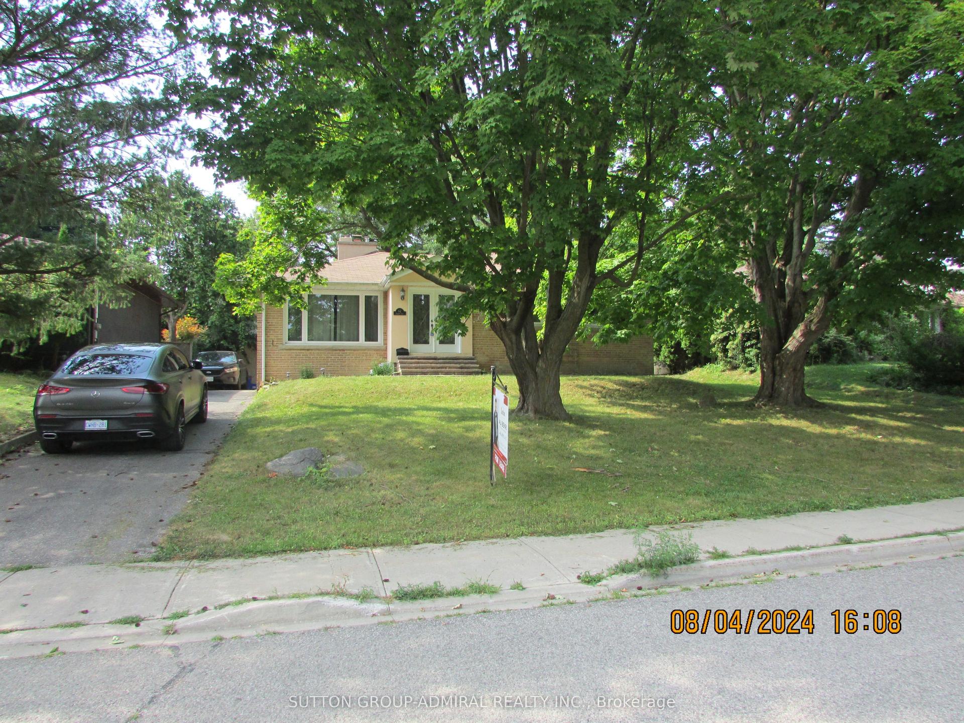 62 Leisure Lane, Richmond Hill — Detached for lease, photo 1