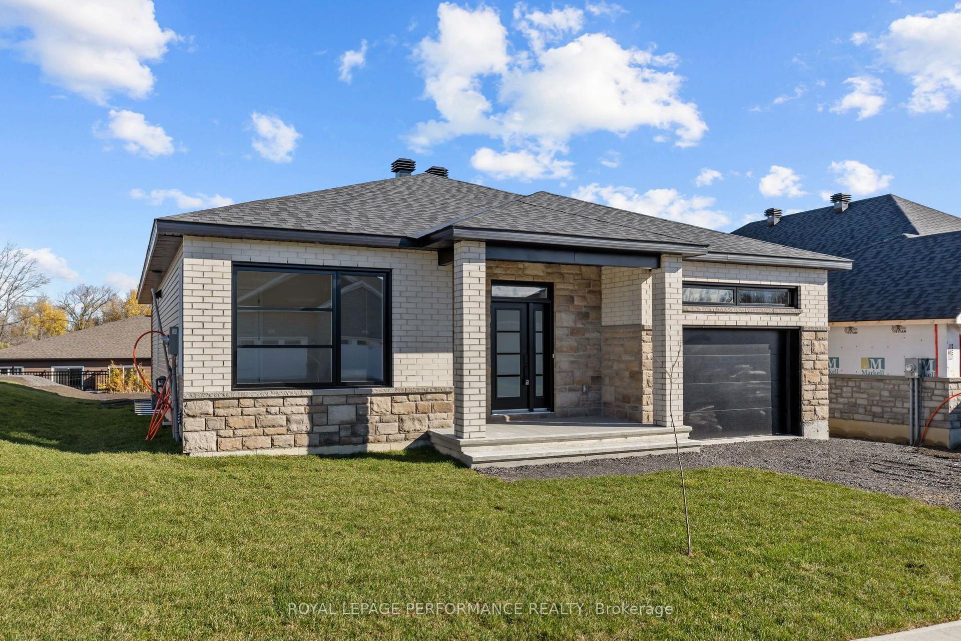 41 Forrester Way — photo 1