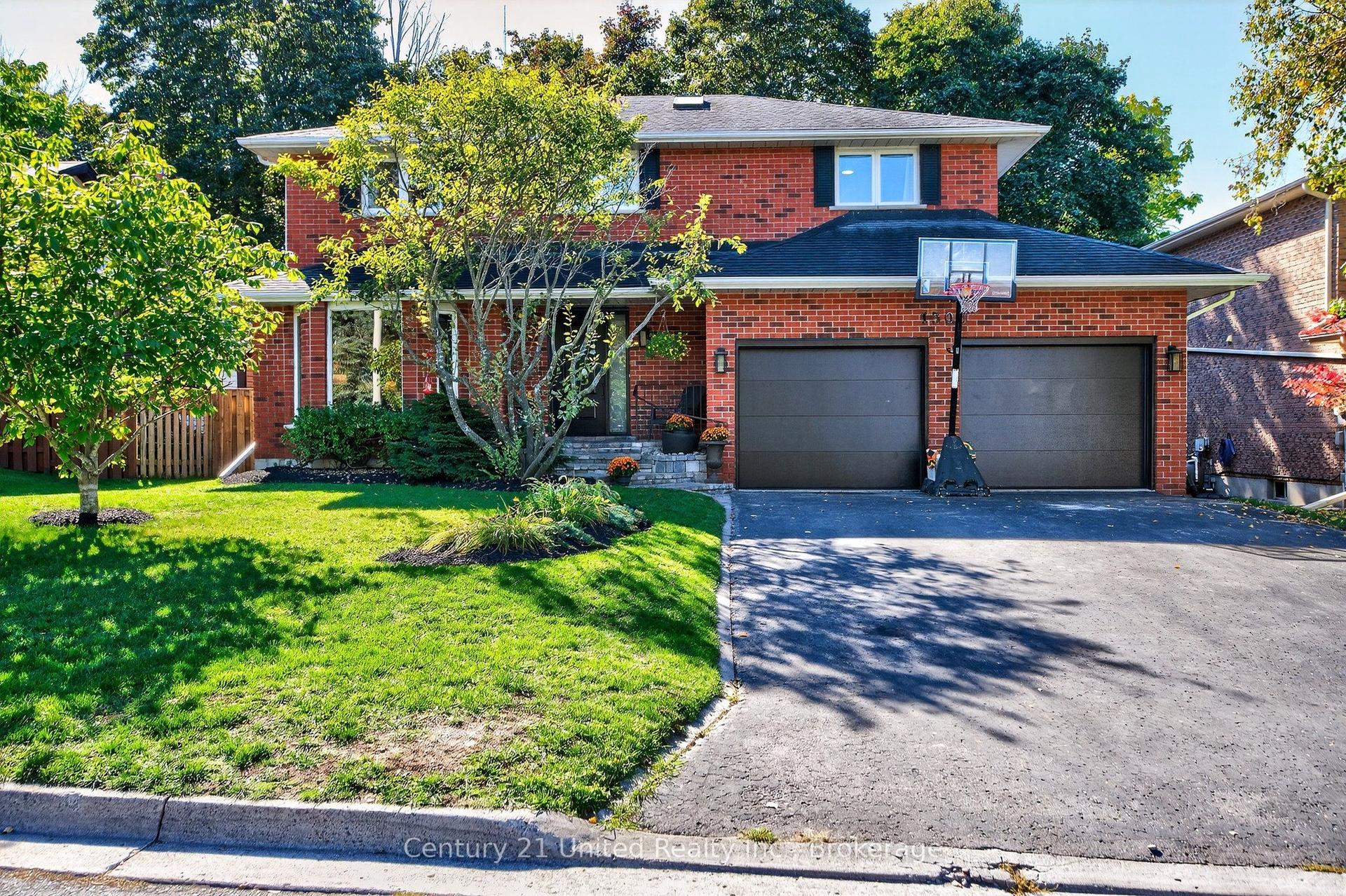 1309 Scollard Drive — photo 1