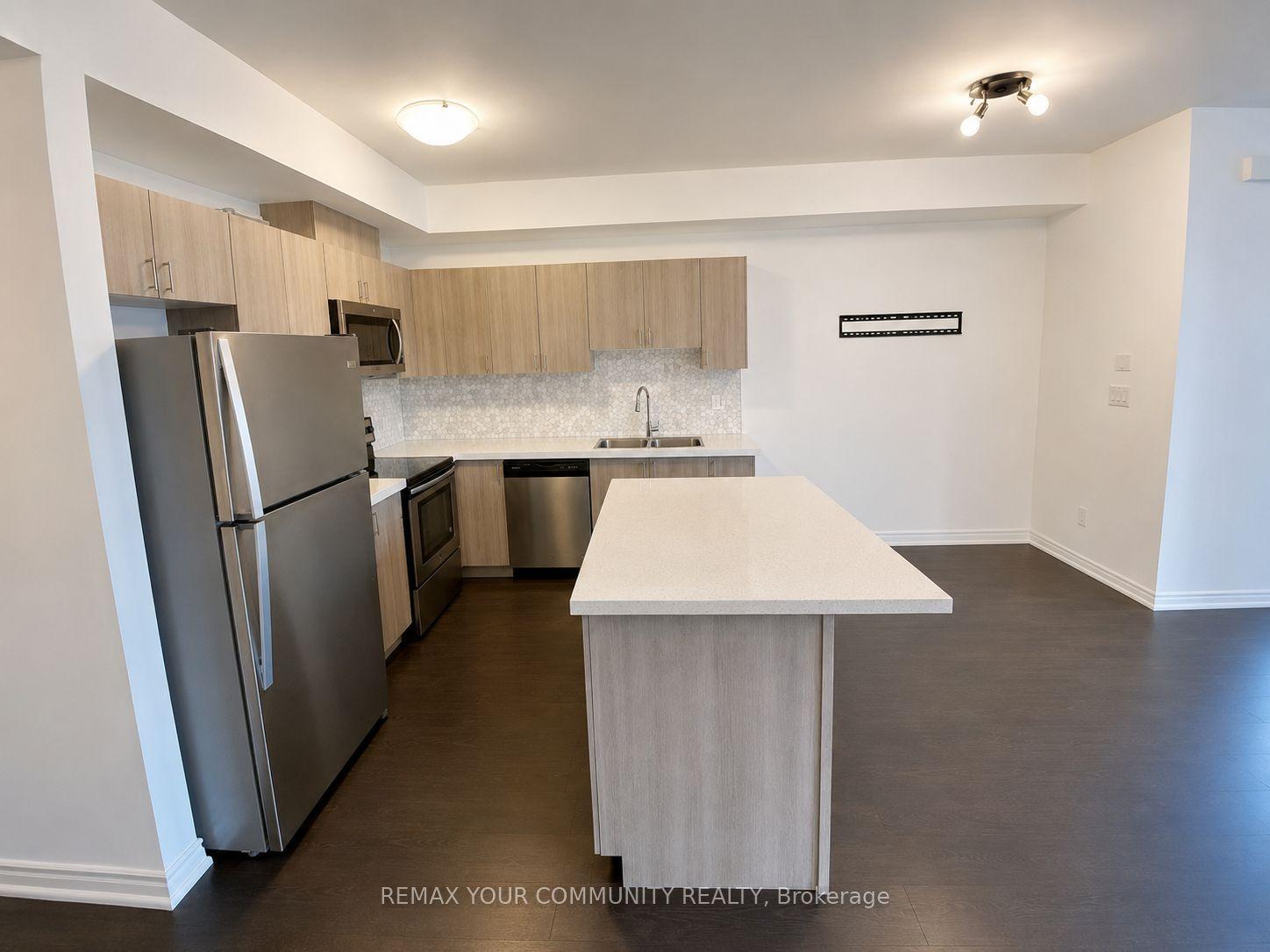 196 Pine Grove Road W, Vaughan — Condo Town for lease, photo 1