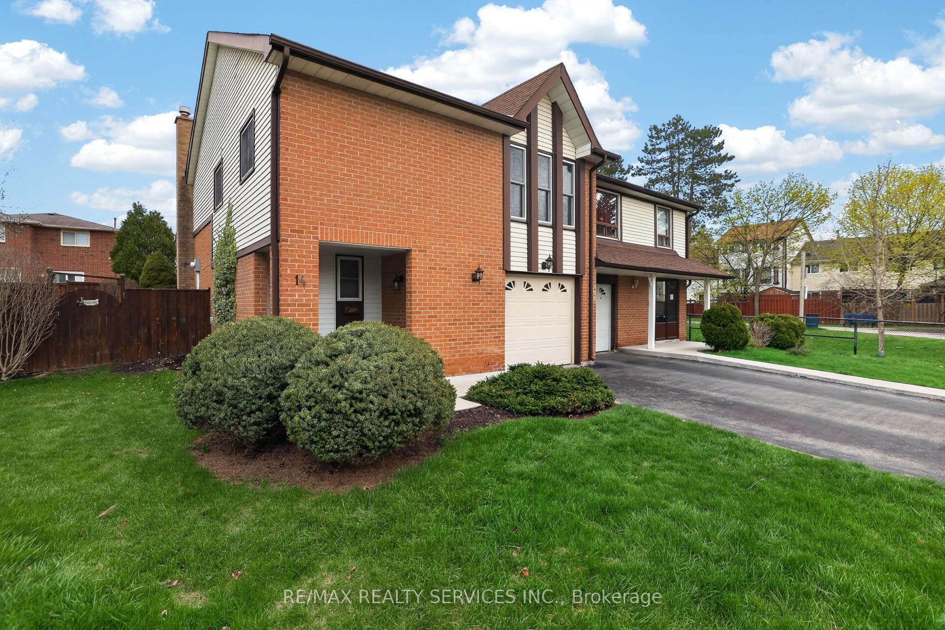 14 Brighton Place, Brampton — Semi-Detached for sale, photo 1