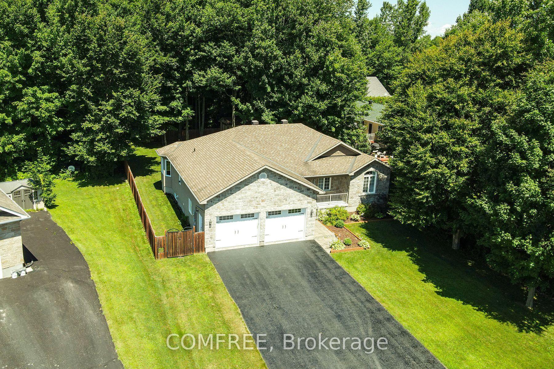 115 Larose Lane — photo 1