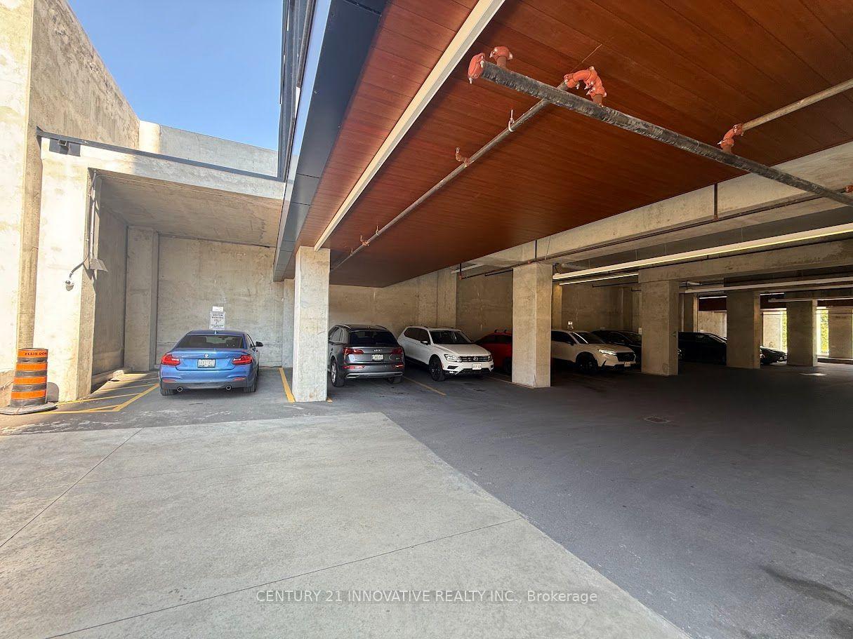 181 Sterling Road 615 #615, Toronto — Condo for lease, photo 1