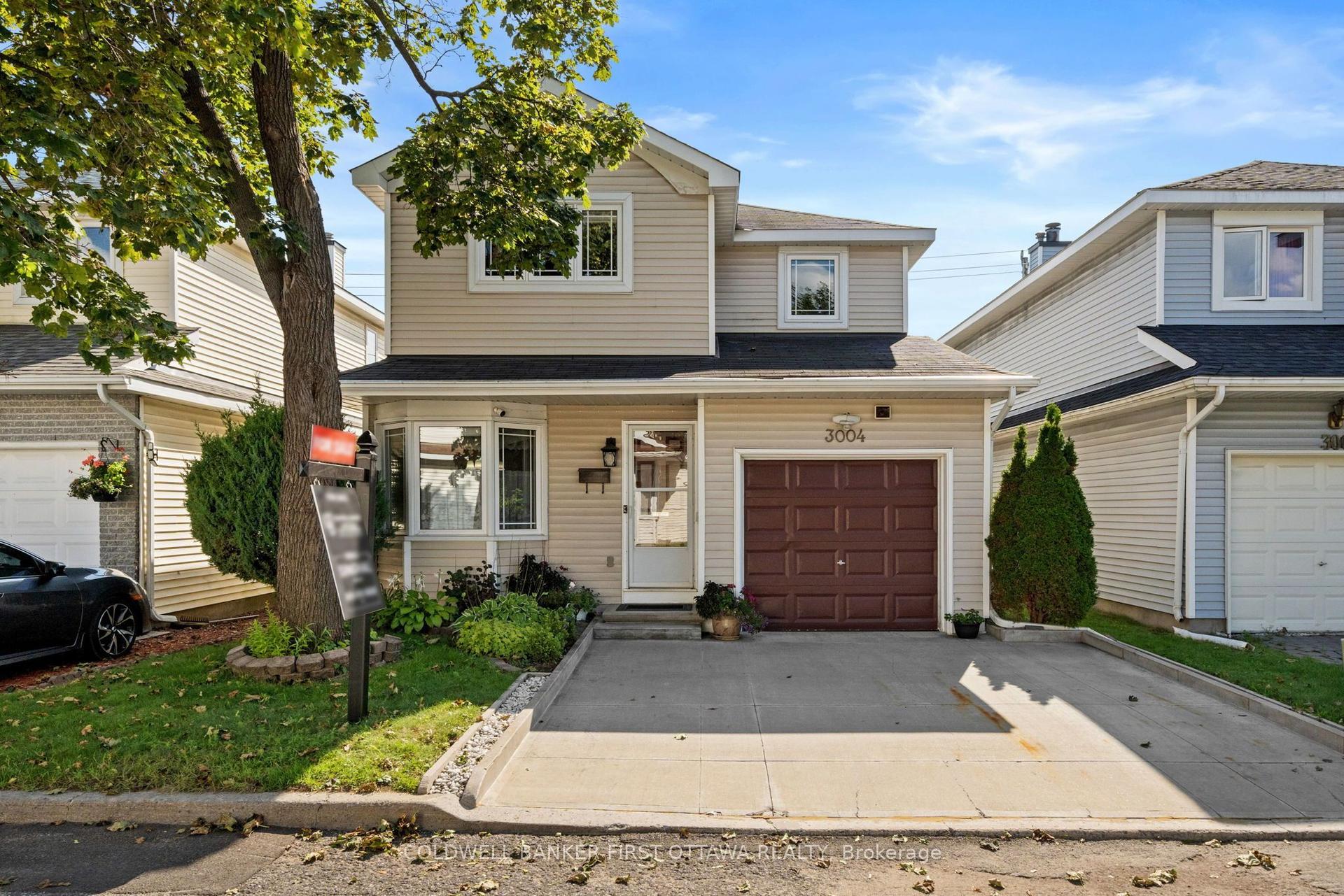 3004 VICTORIA HEIGHTS Crescent, Blossom Park - Airport and Area — Condo Town for sale, photo 1