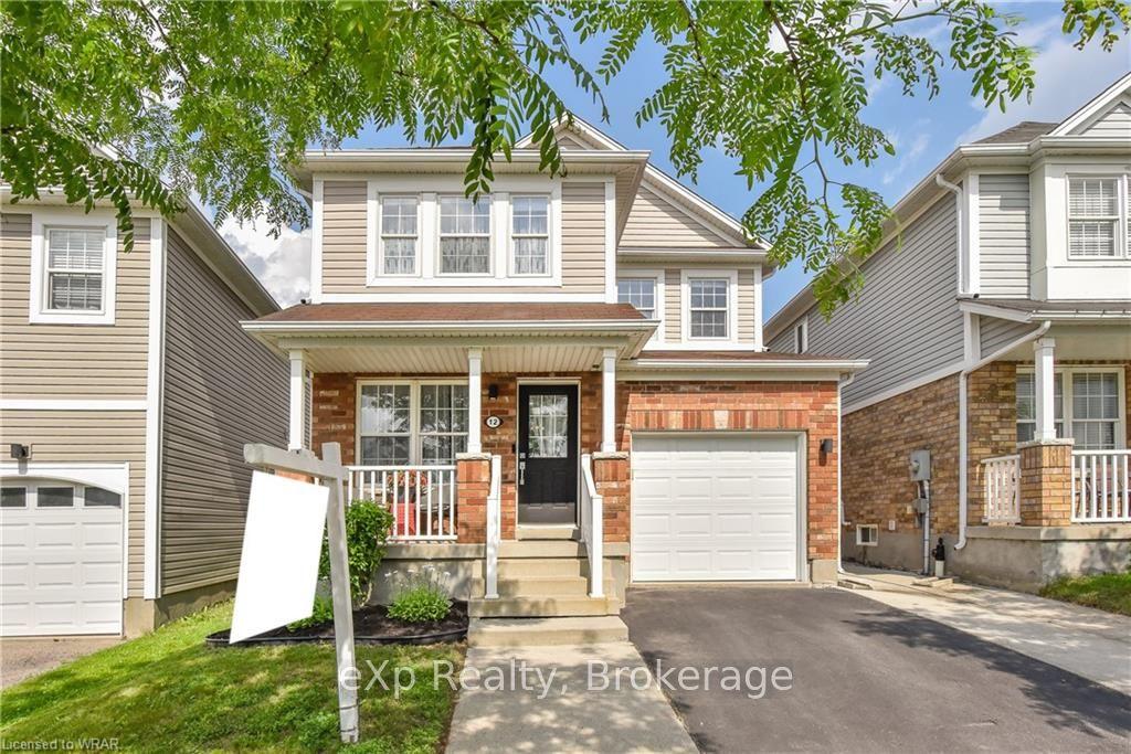 12 Griffiths Avenue — photo 1