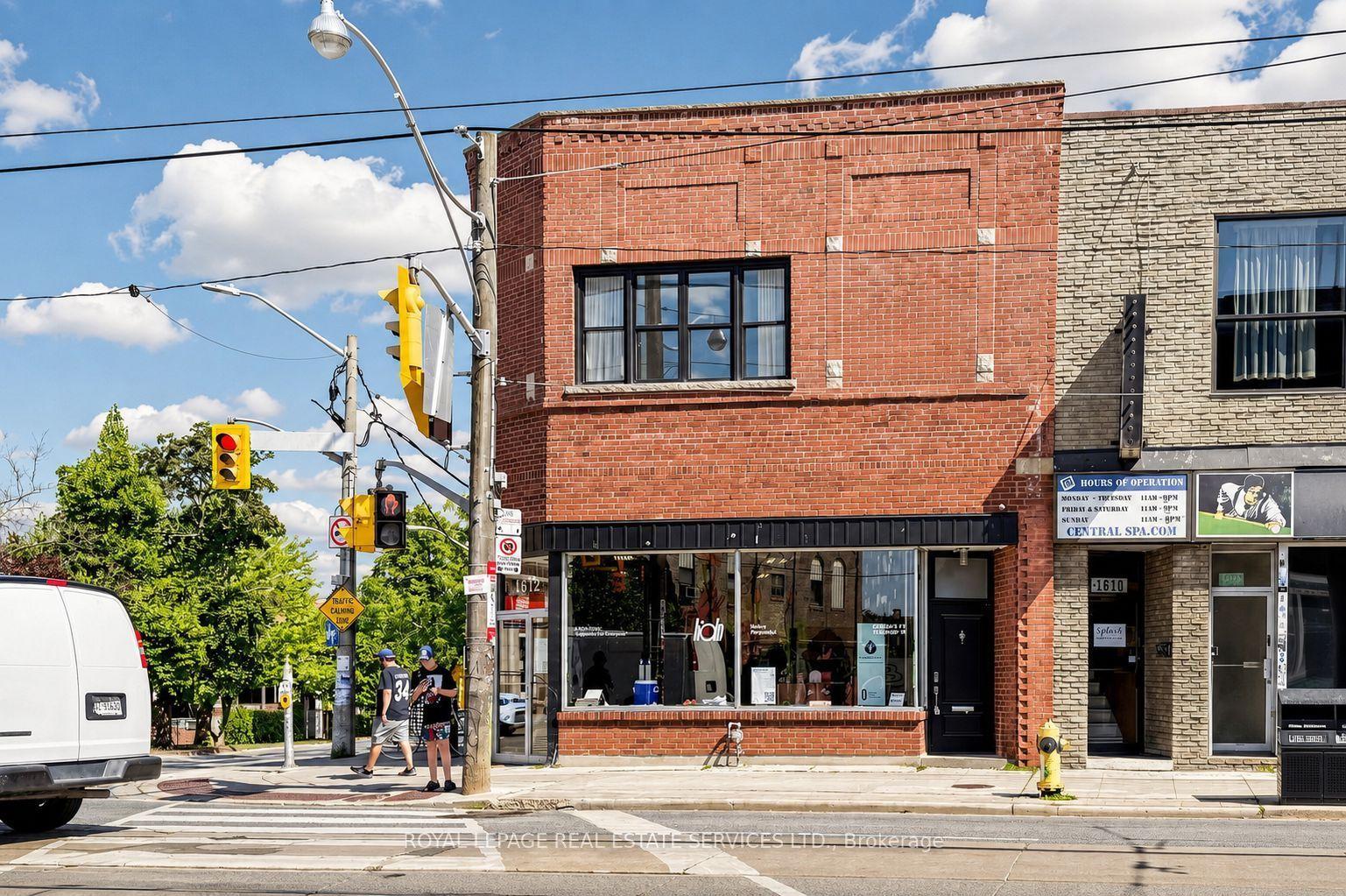 1612 Dundas Street Upper #Upper, Toronto — Detached for lease, photo 1