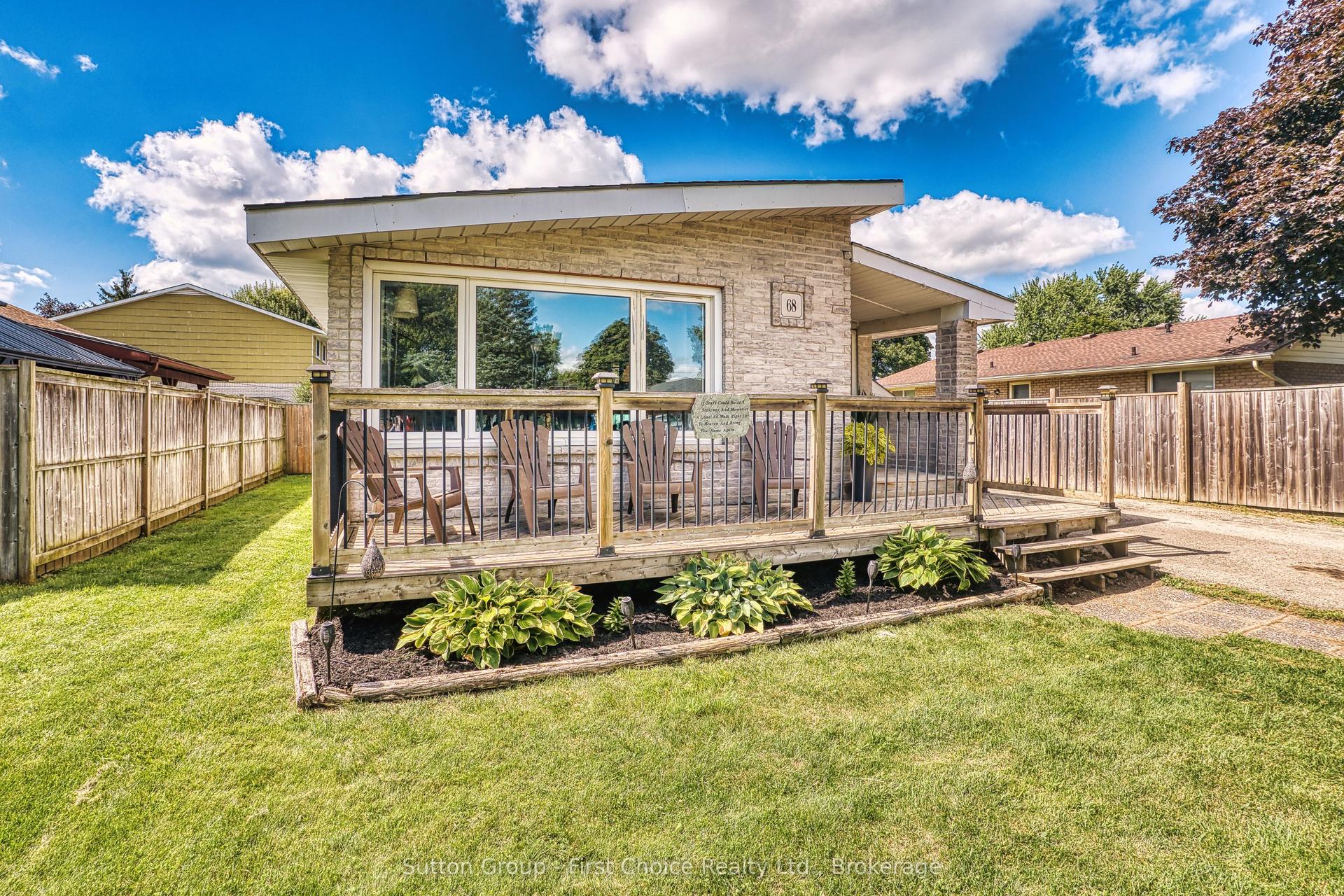 68 Kathryn Crescent, Stratford — Detached for sale, photo 1