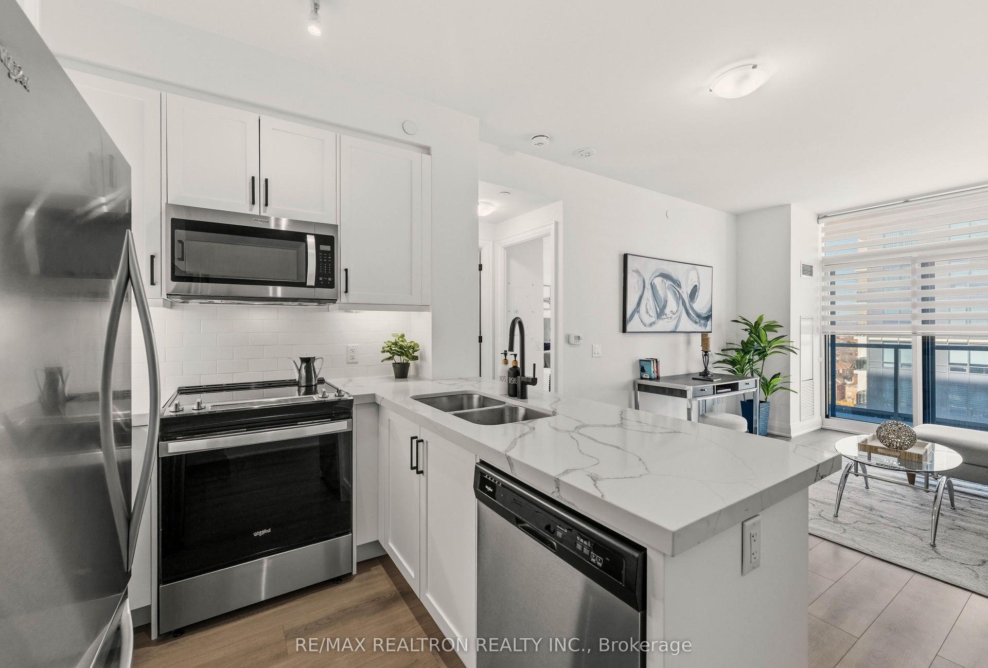 20 Gatineau Drive N 1301 #1301 — photo 1