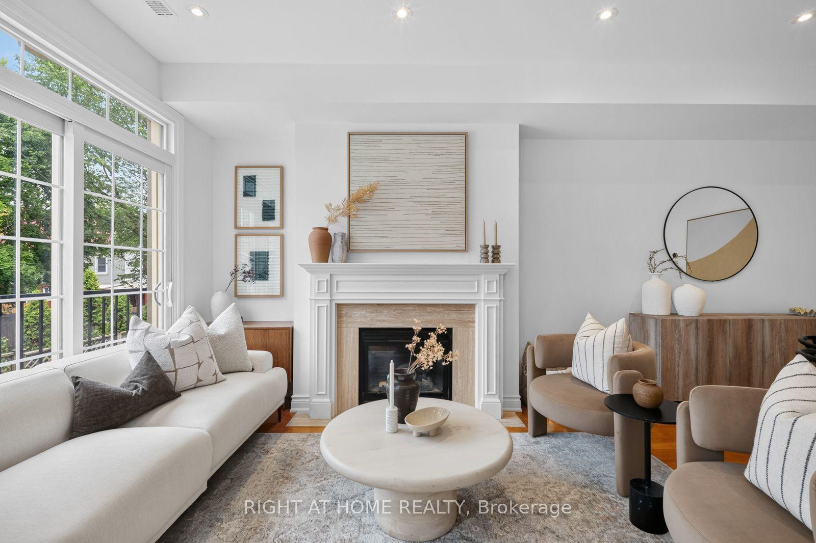 722F Kingston Road, Toronto — Semi-Detached for sale, photo 1