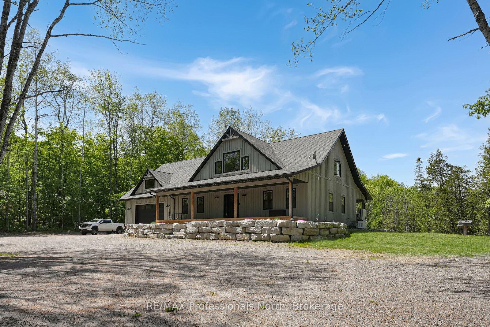 1677 Hospitality Road, Minden Hills — Detached for sale, photo 1