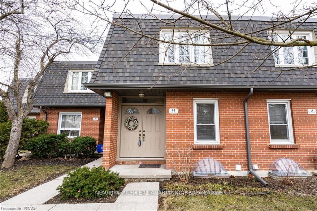44 Homestead Crescent 60 #60, London North — Condo Town for sale, photo 1