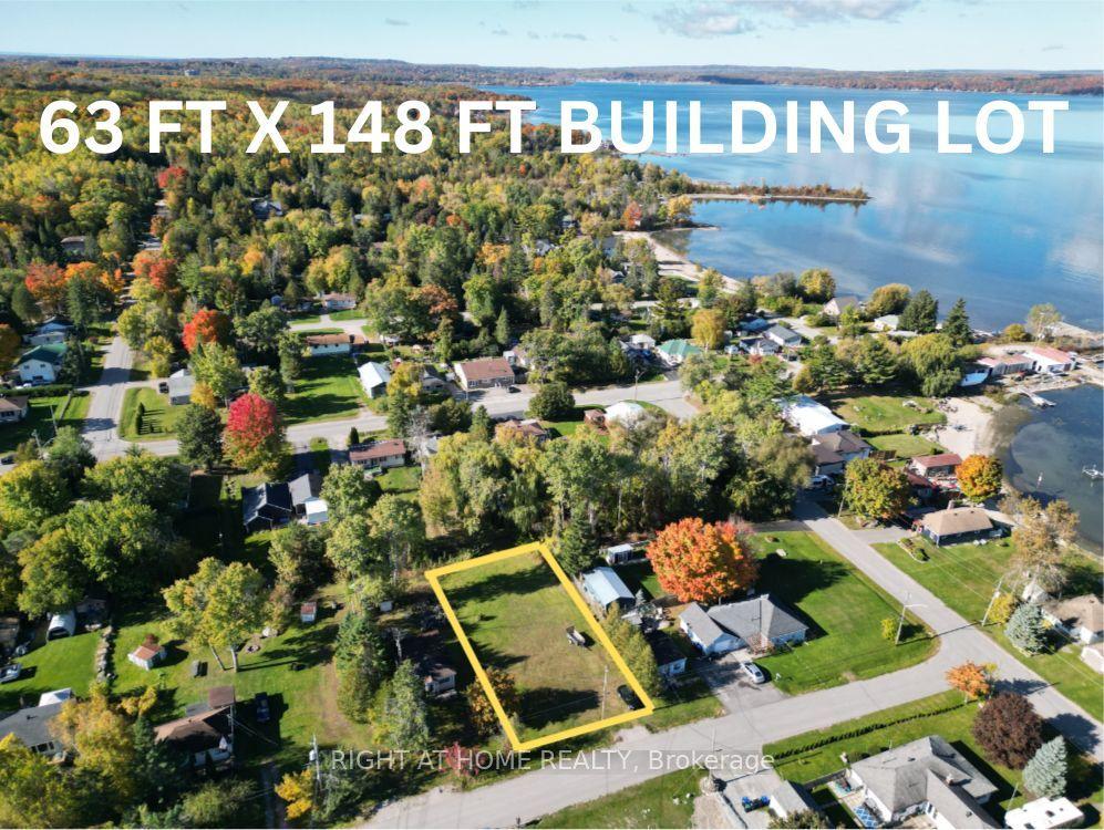 136 Limestone Road — photo 1