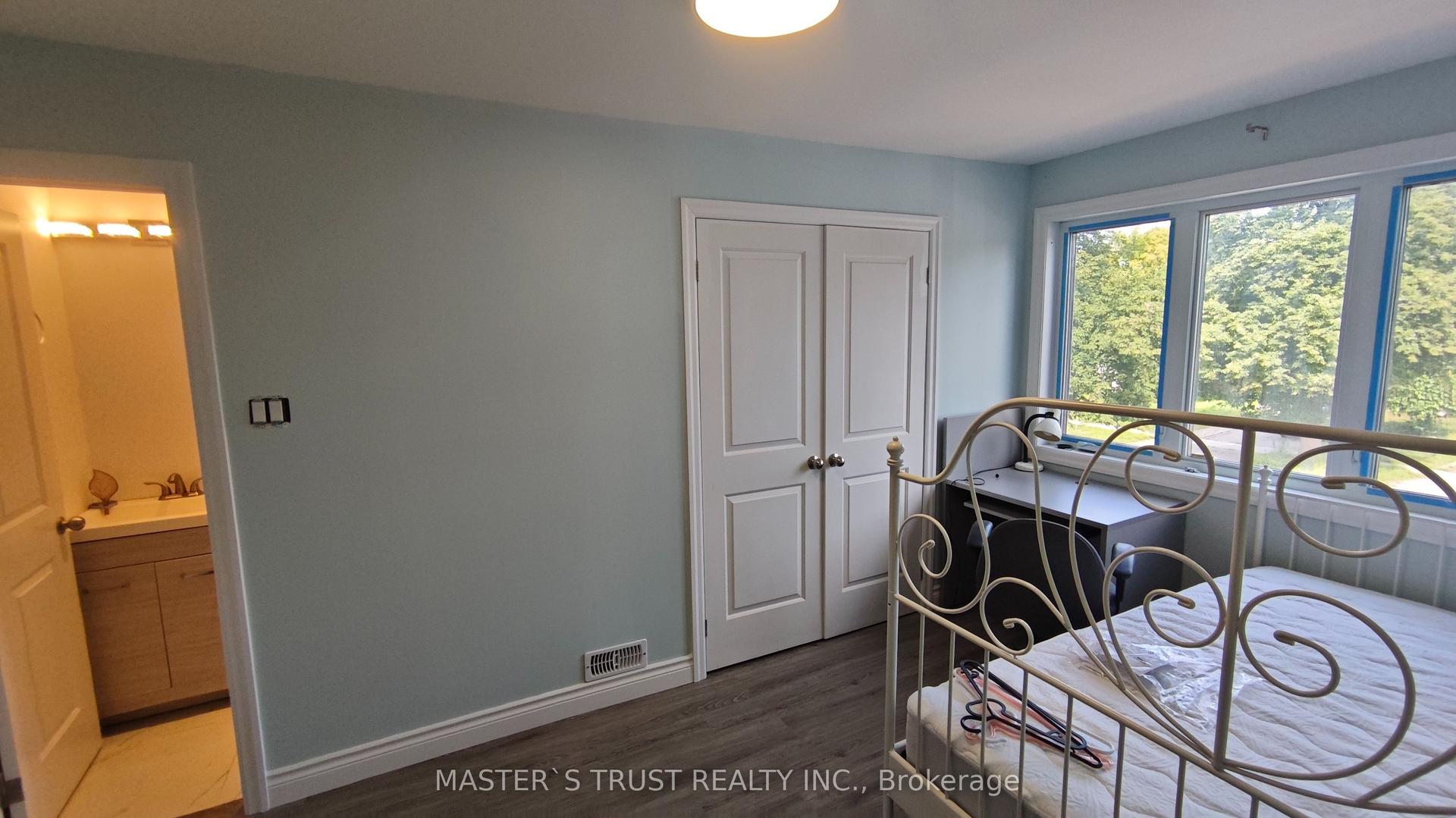 55 Apache Trail, Toronto — Semi-Detached for lease, photo 1