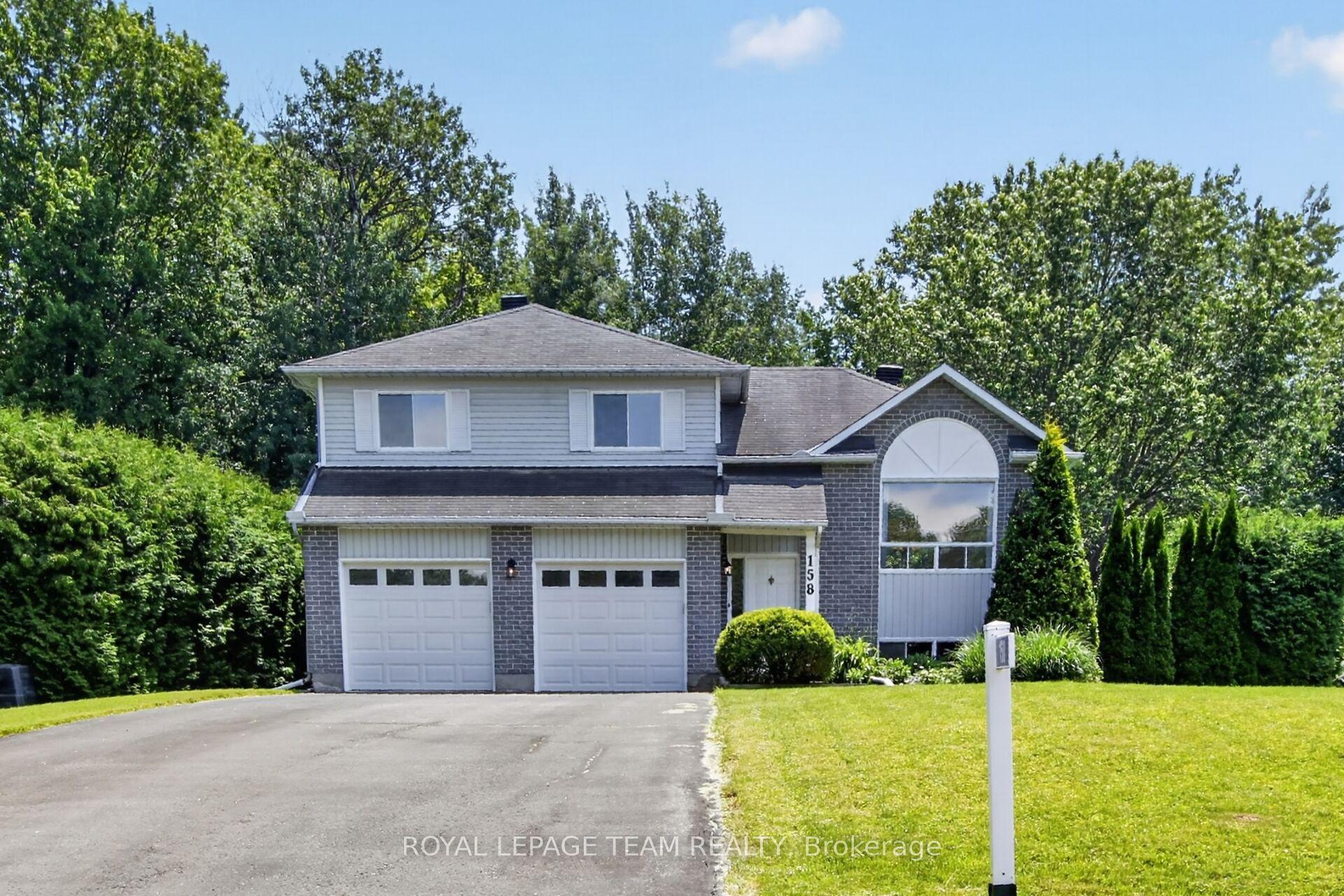 158 Oakwood Drive — photo 1