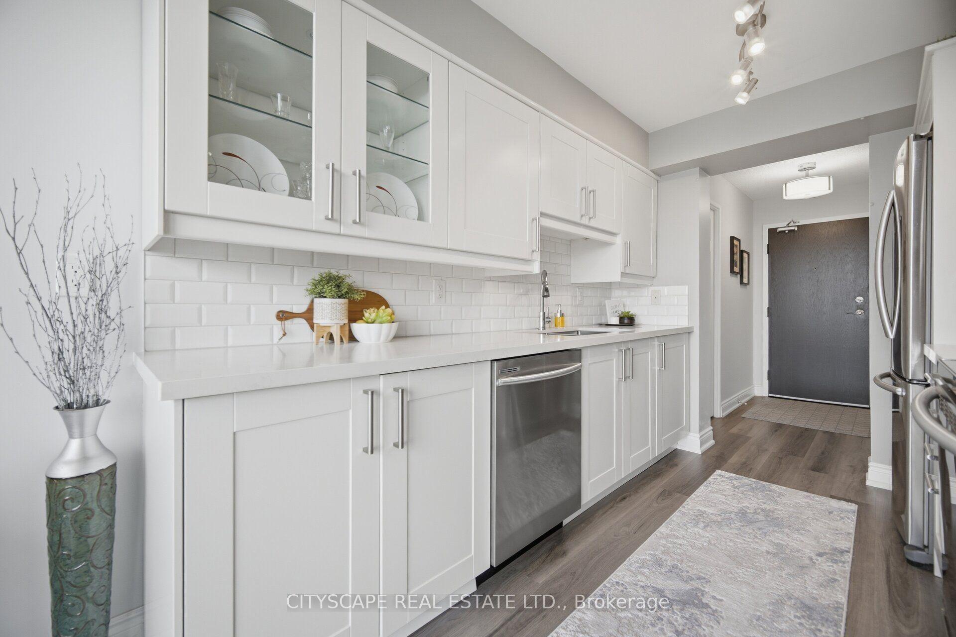 700 Constellation Drive 1105 #1105, Mississauga — Condo for sale, photo 1