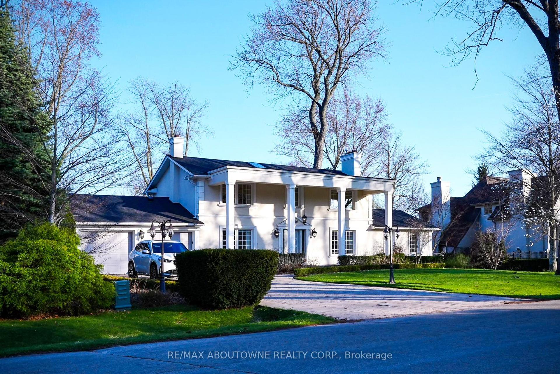 1316 Cambridge Drive — photo 1