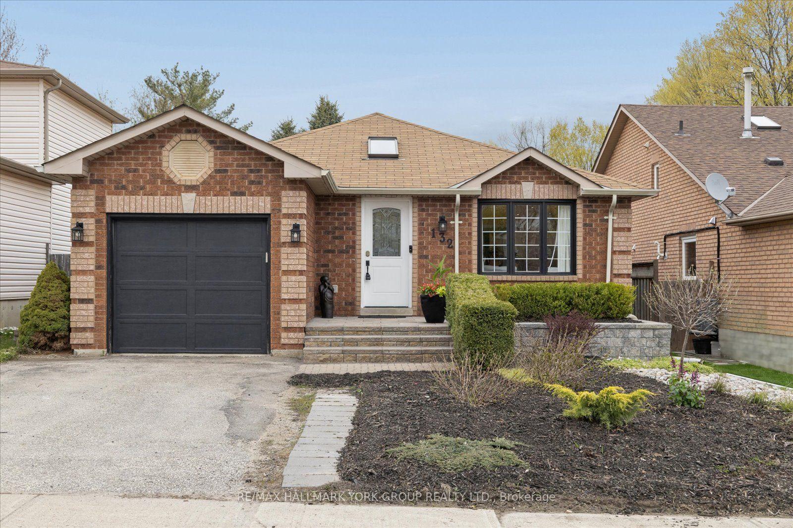 132 Athabaska Road — photo 1