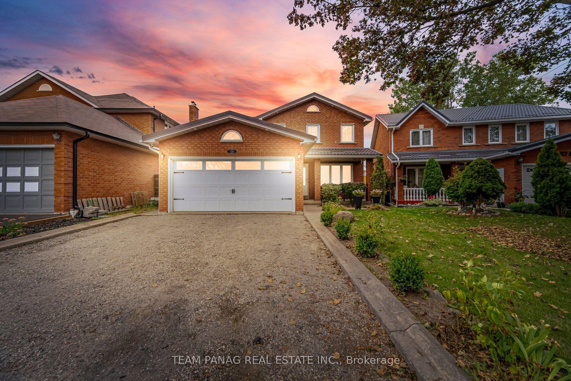 129 Bankview Circle, Toronto — Detached for sale, photo 1
