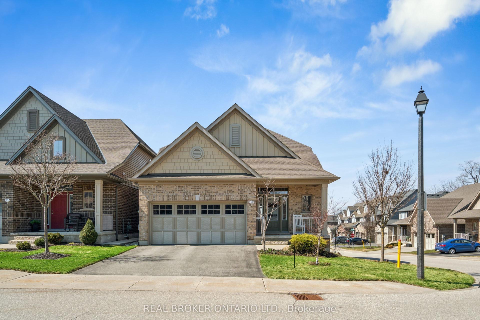 10 Chestnut Drive — photo 1