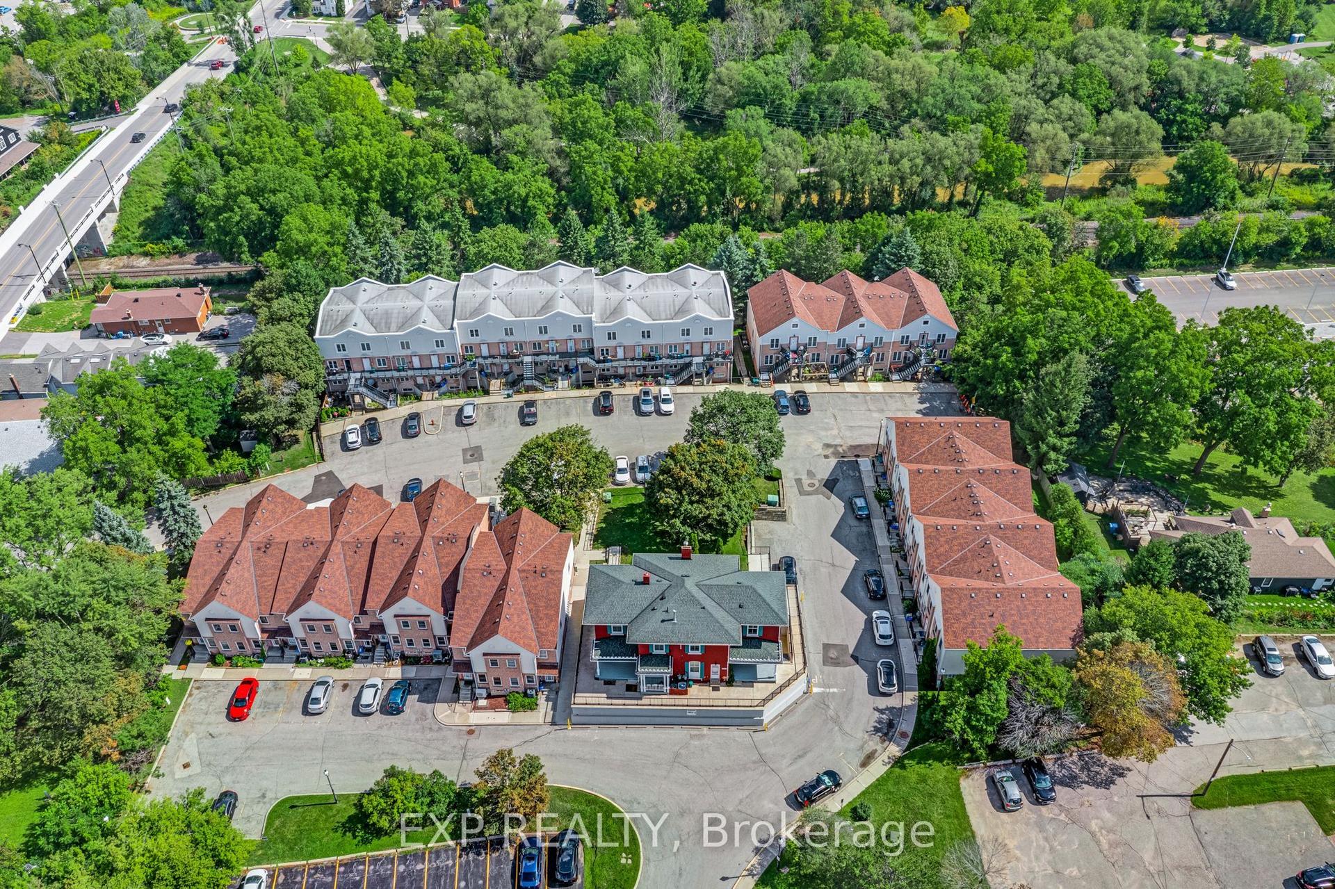 115 Main Street S 28 #28, Newmarket — Condo Town for sale, photo 1