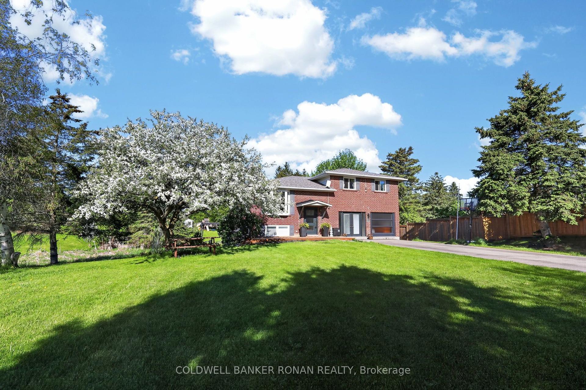 10 Catherine Street — photo 1