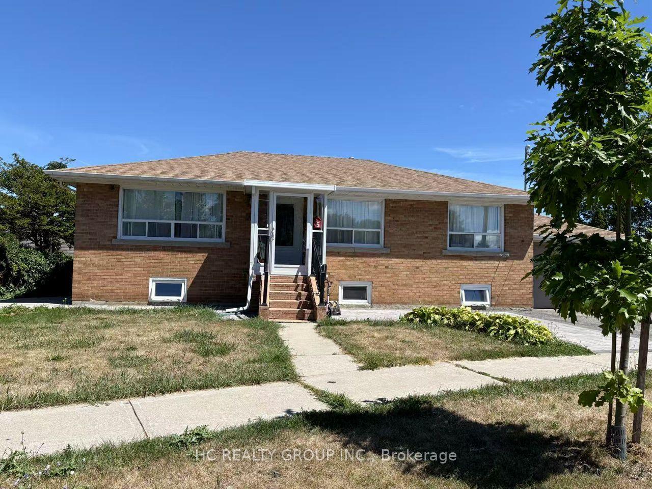 Bsmt 7 Ivanhoe Court, Toronto — Detached for lease, photo 1
