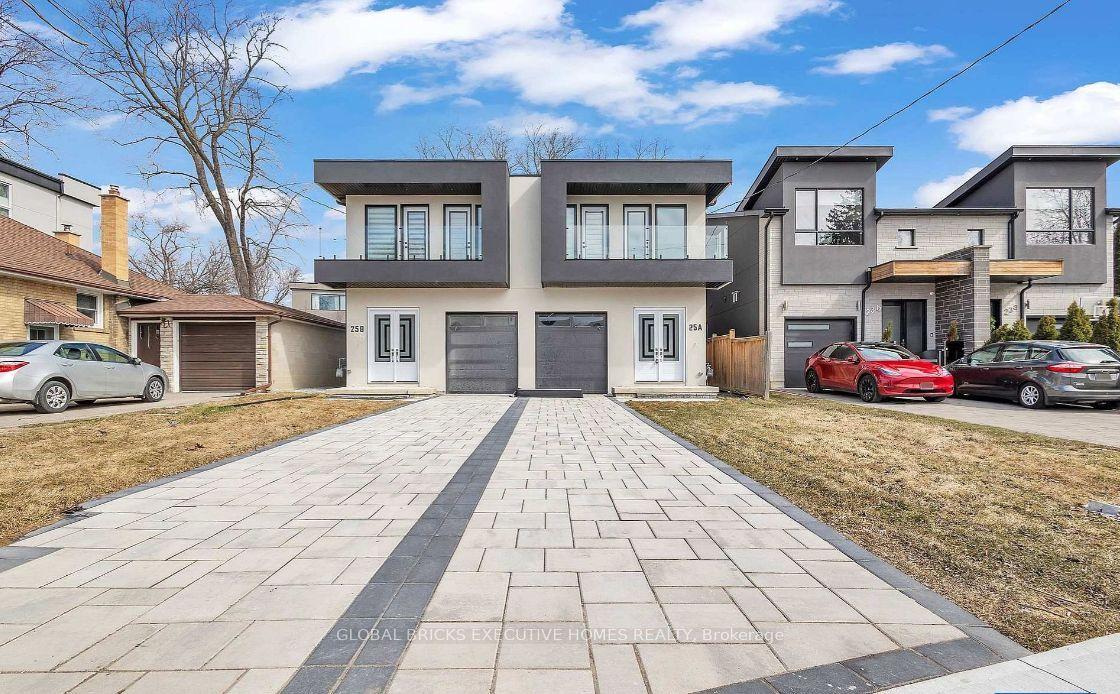 25A Pine Avenue N, Mississauga — Semi-Detached for lease, photo 1
