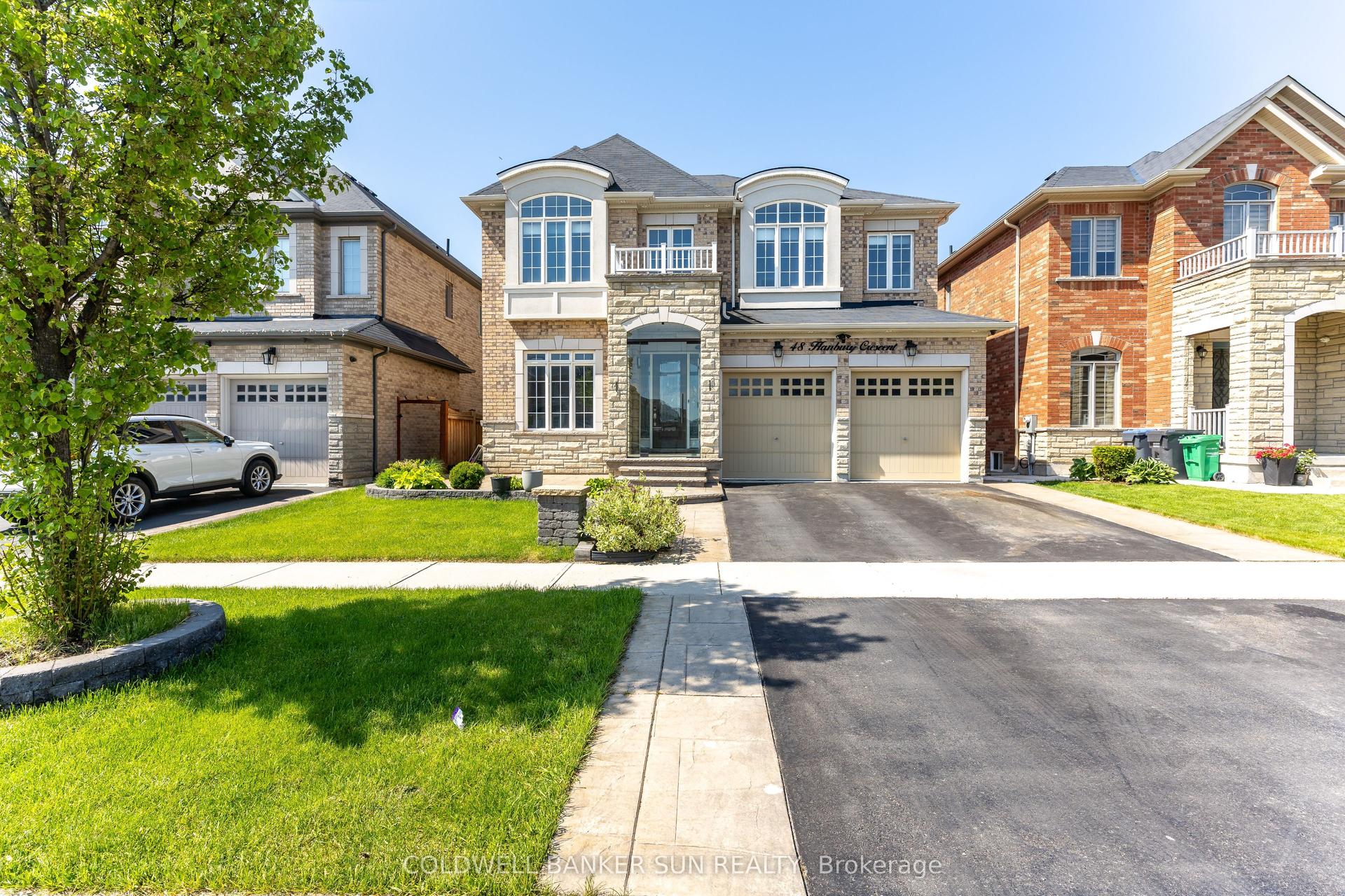 48 Hanbury Crescent — photo 1