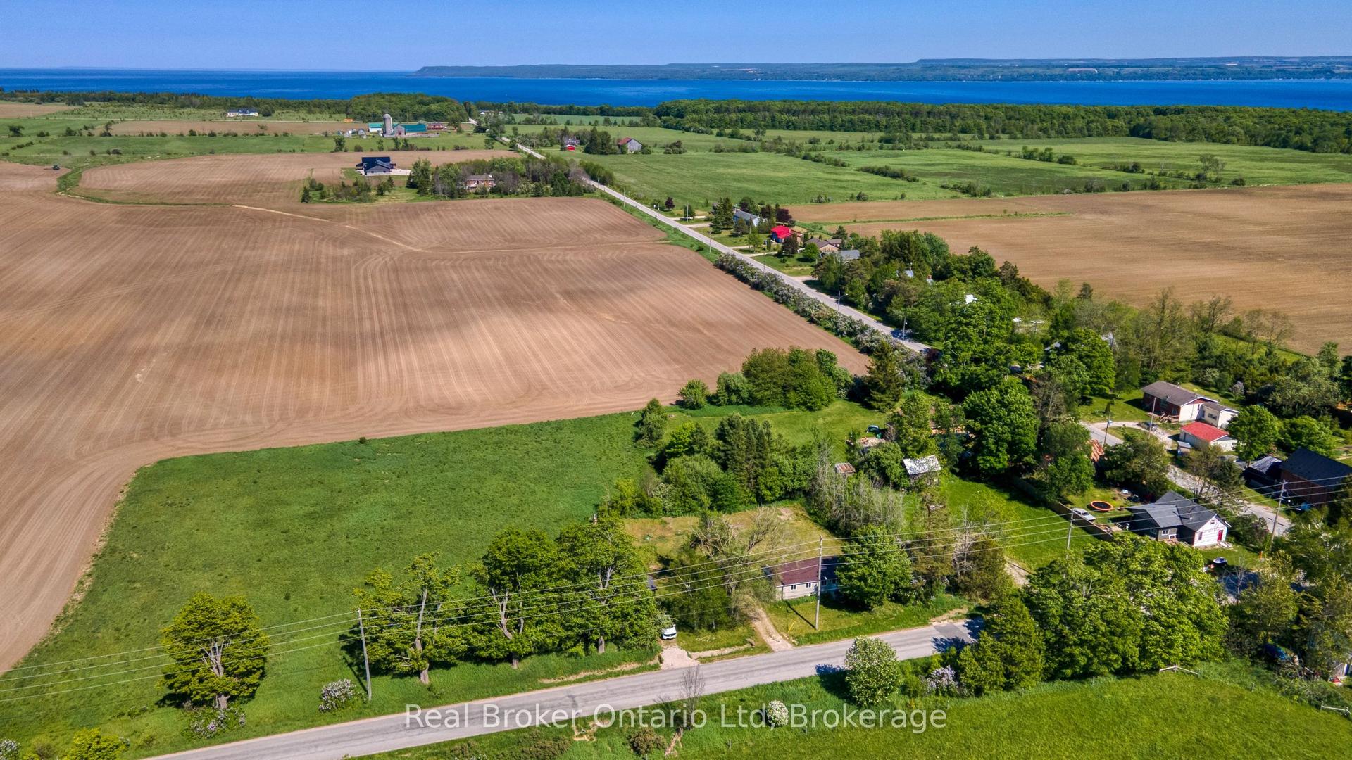 310009 Kemble Rock Road — photo 1