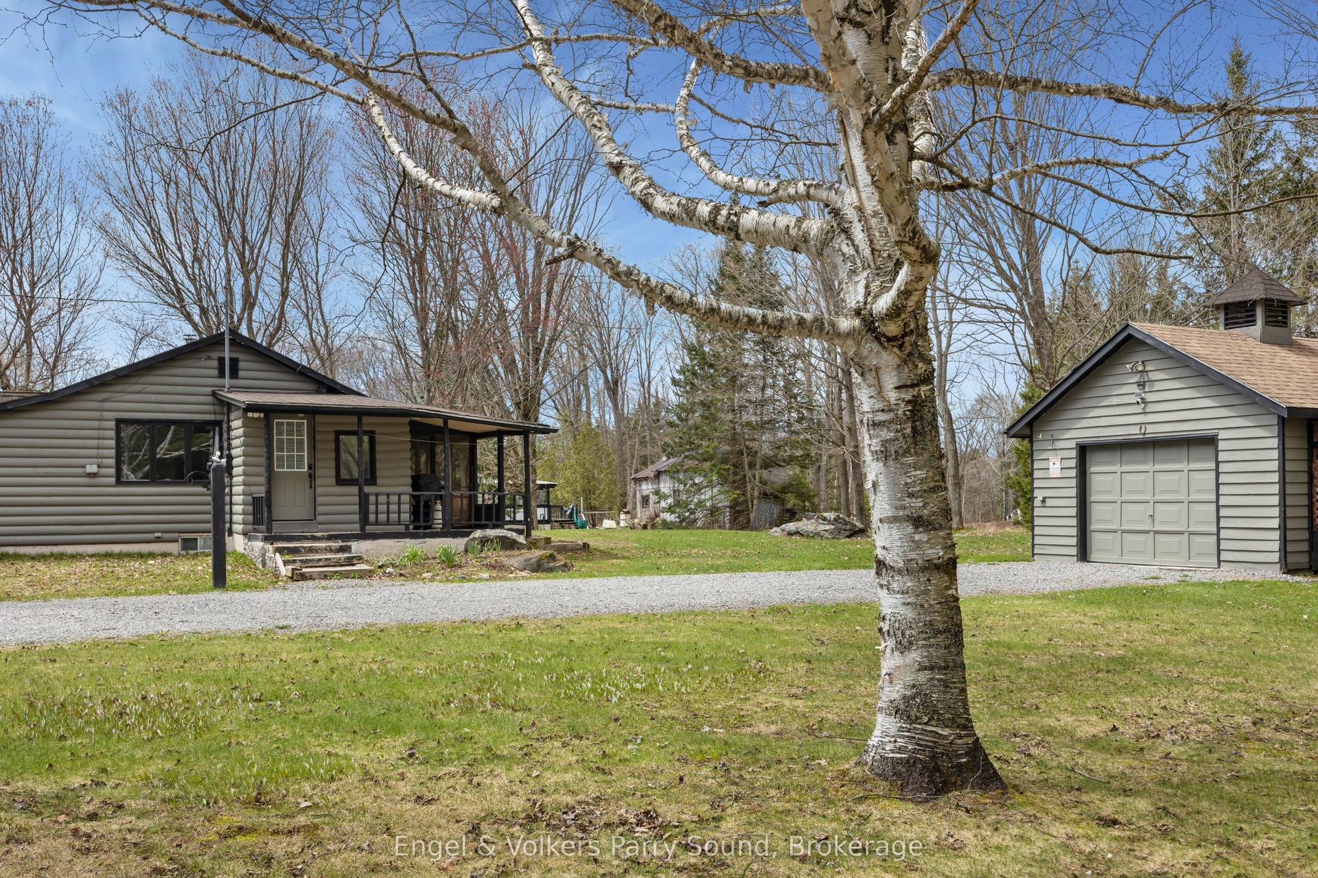77 Woods Road — photo 1