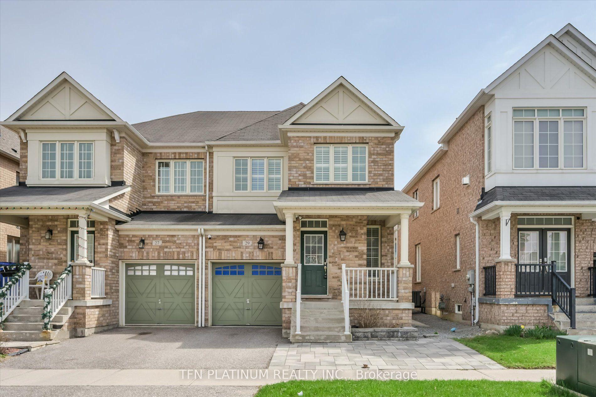 29 Brown Lane S — photo 1