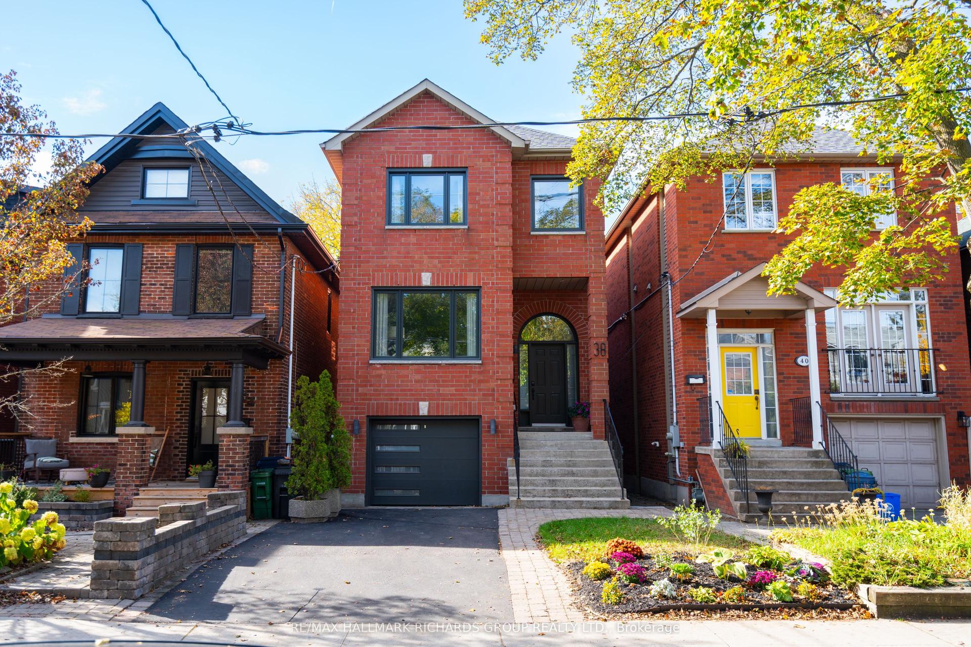 38 Pickering Street, Toronto — Detached for sale, photo 1