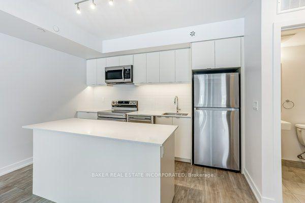 31 Farmstead Road 145 #145, Toronto — Condo Town for lease, photo 1