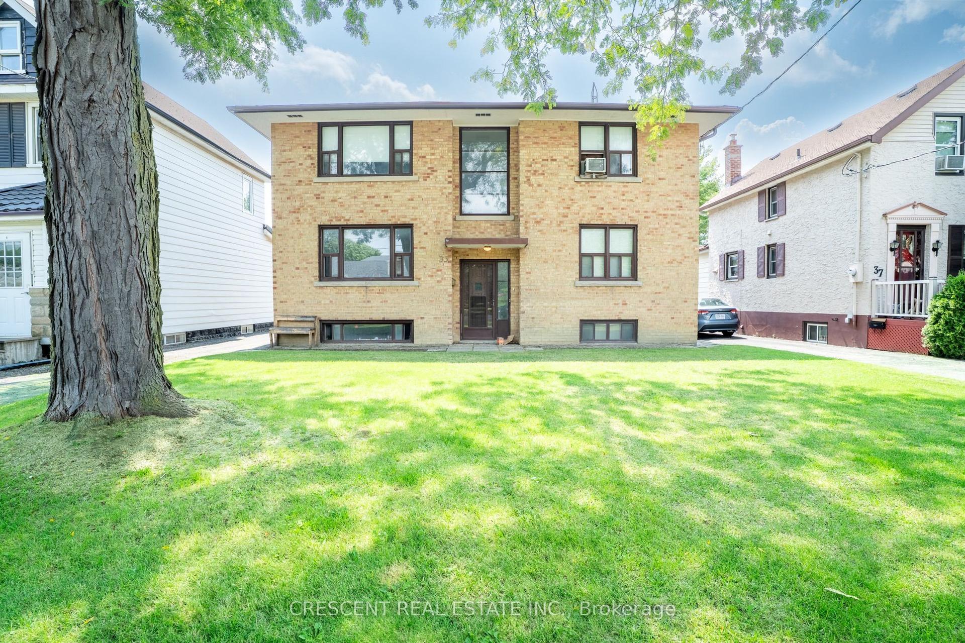 35 Laburnham Avenue UPPER #UPPER, Toronto — Detached for lease, photo 1
