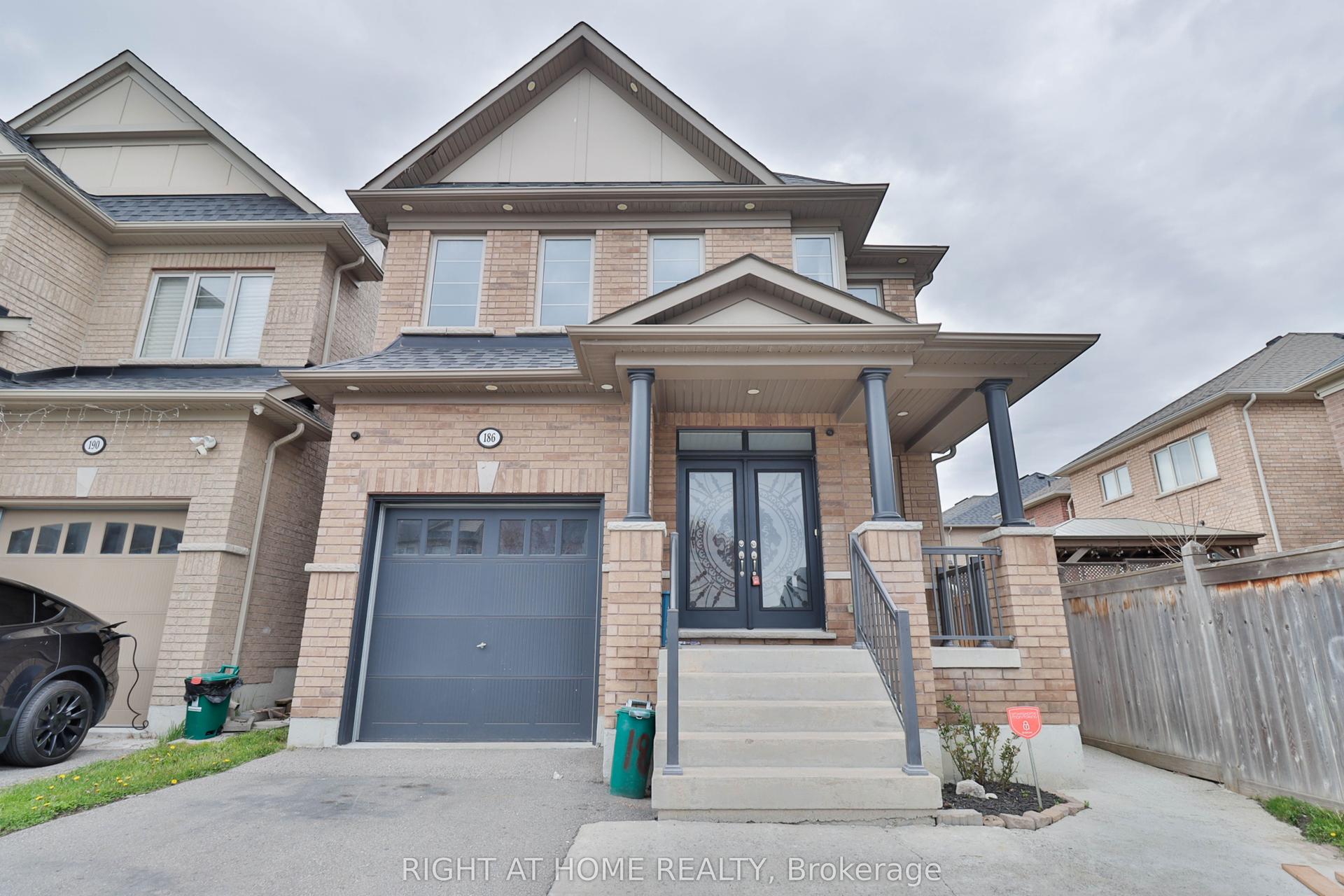 186 Cosgrove Drive Main + Upper #Main + Upper — photo 1