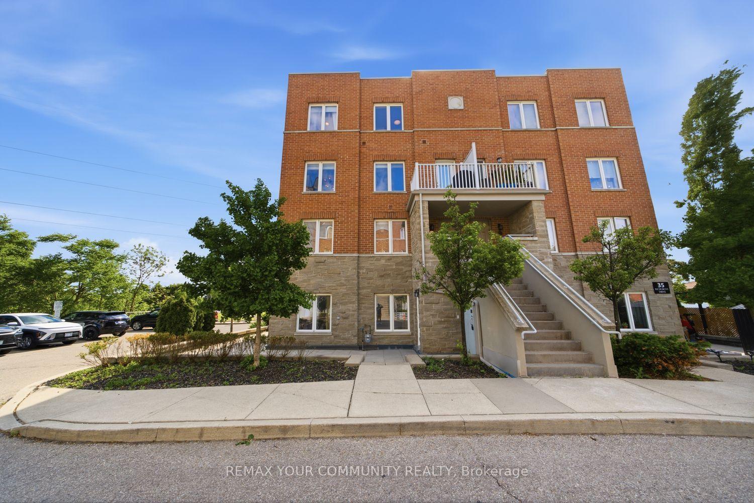 35 Richgrove Drive 204 #204 — photo 1