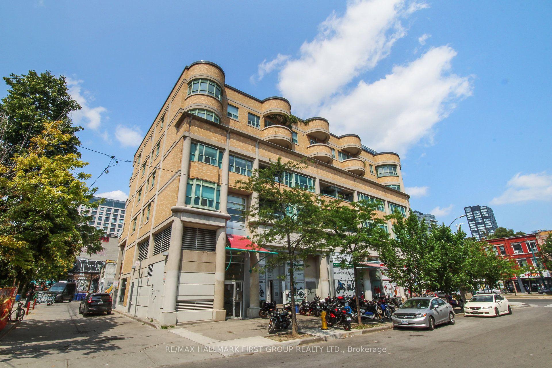 8 Oxford Street 304 #304 — photo 1