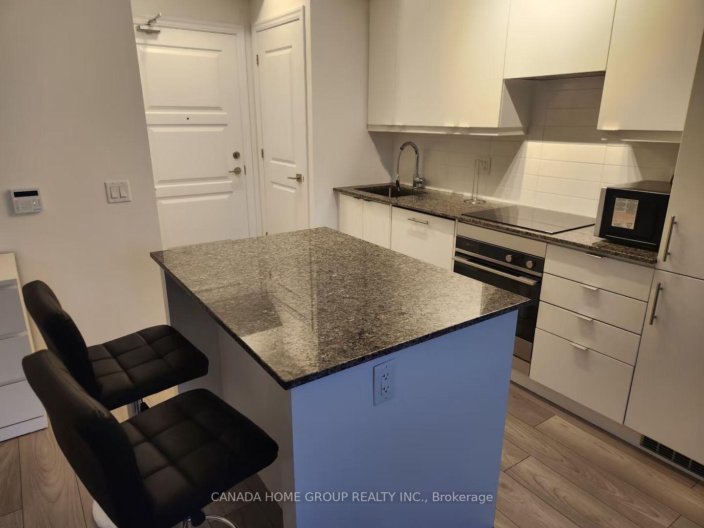 36 Elm Drive W 2810 #2810, Mississauga — Condo for lease, photo 1