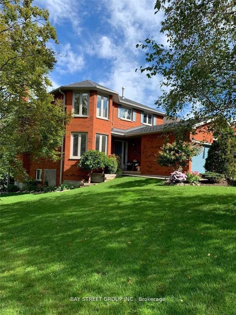 76 Mayfair Drive, Barrie — Detached for lease, photo 1