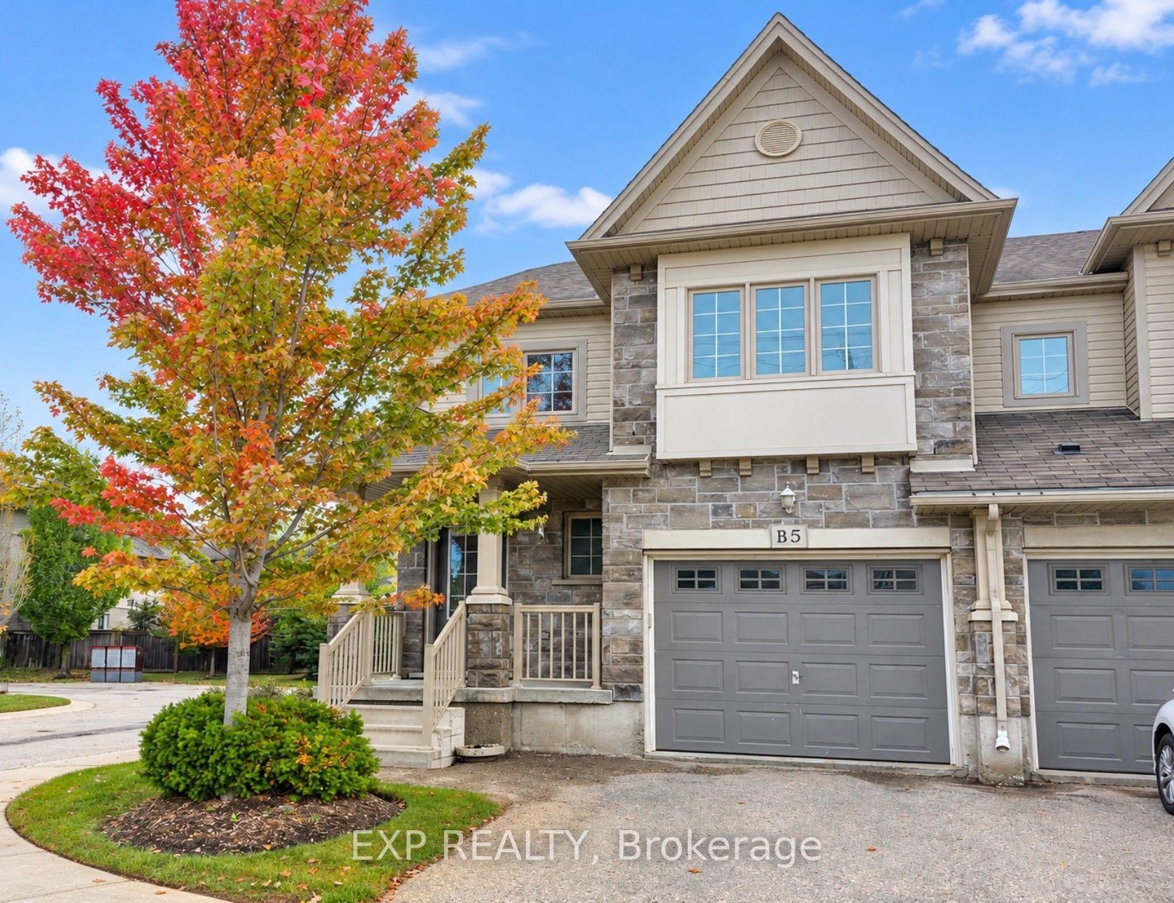 6 Upper Mercer Street E B5 #B5, Kitchener — Townhouse for lease, photo 1
