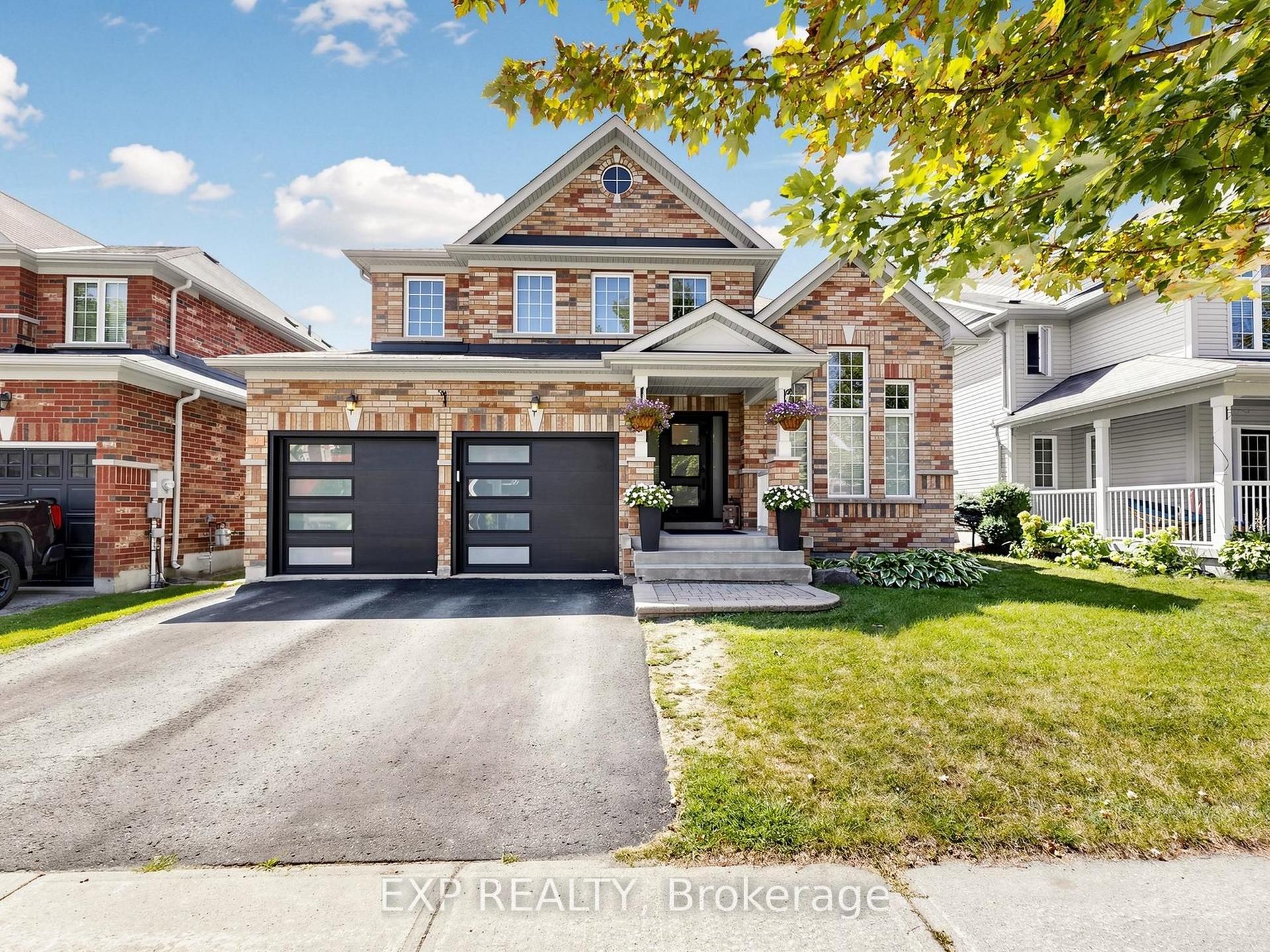 9 Carness Crescent, Georgina — Detached for sale, photo 1