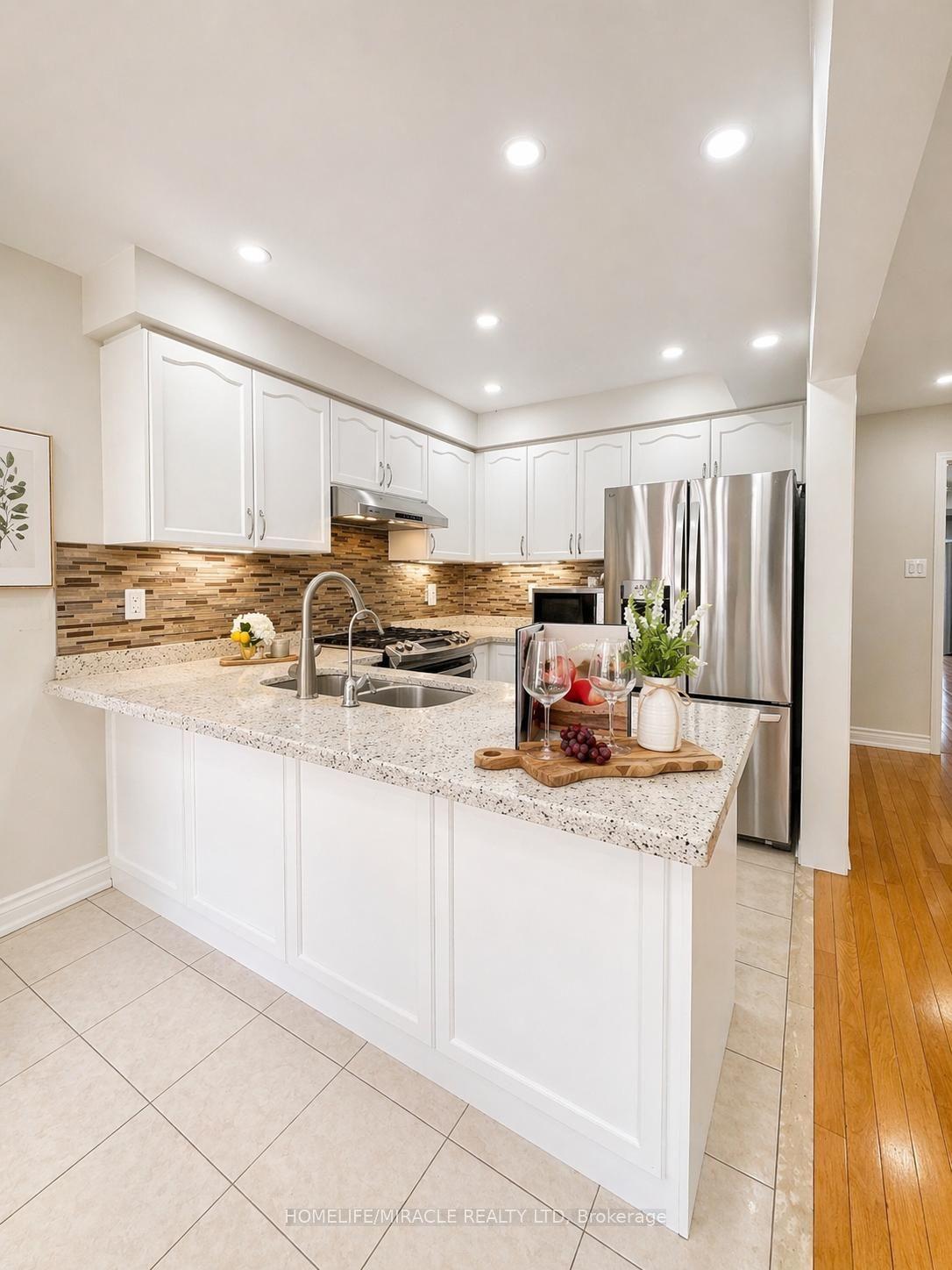 65 Bellchase Trail — photo 1