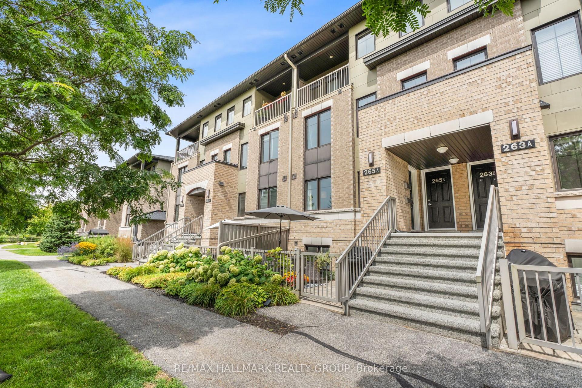 265 TITANIUM A Private — photo 1