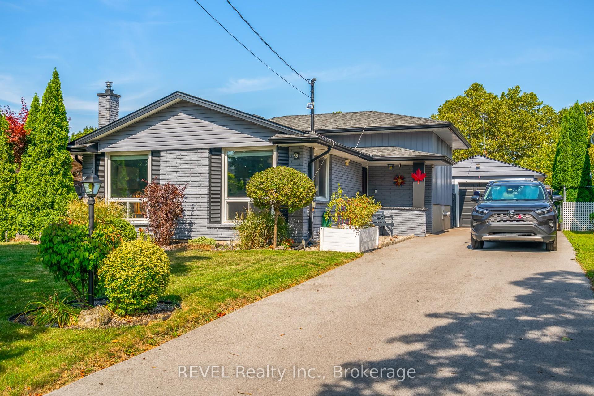 9 Fitzroy Lane — photo 1