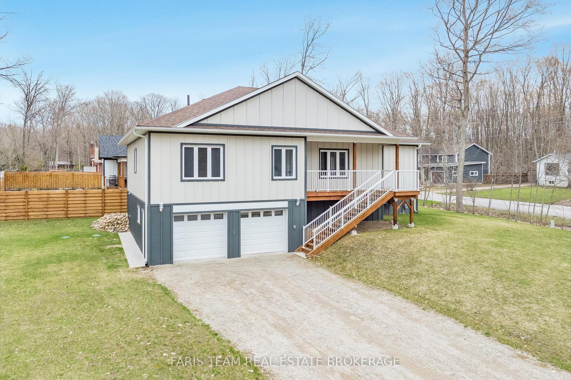 50 Breithaupt Crescent — photo 1