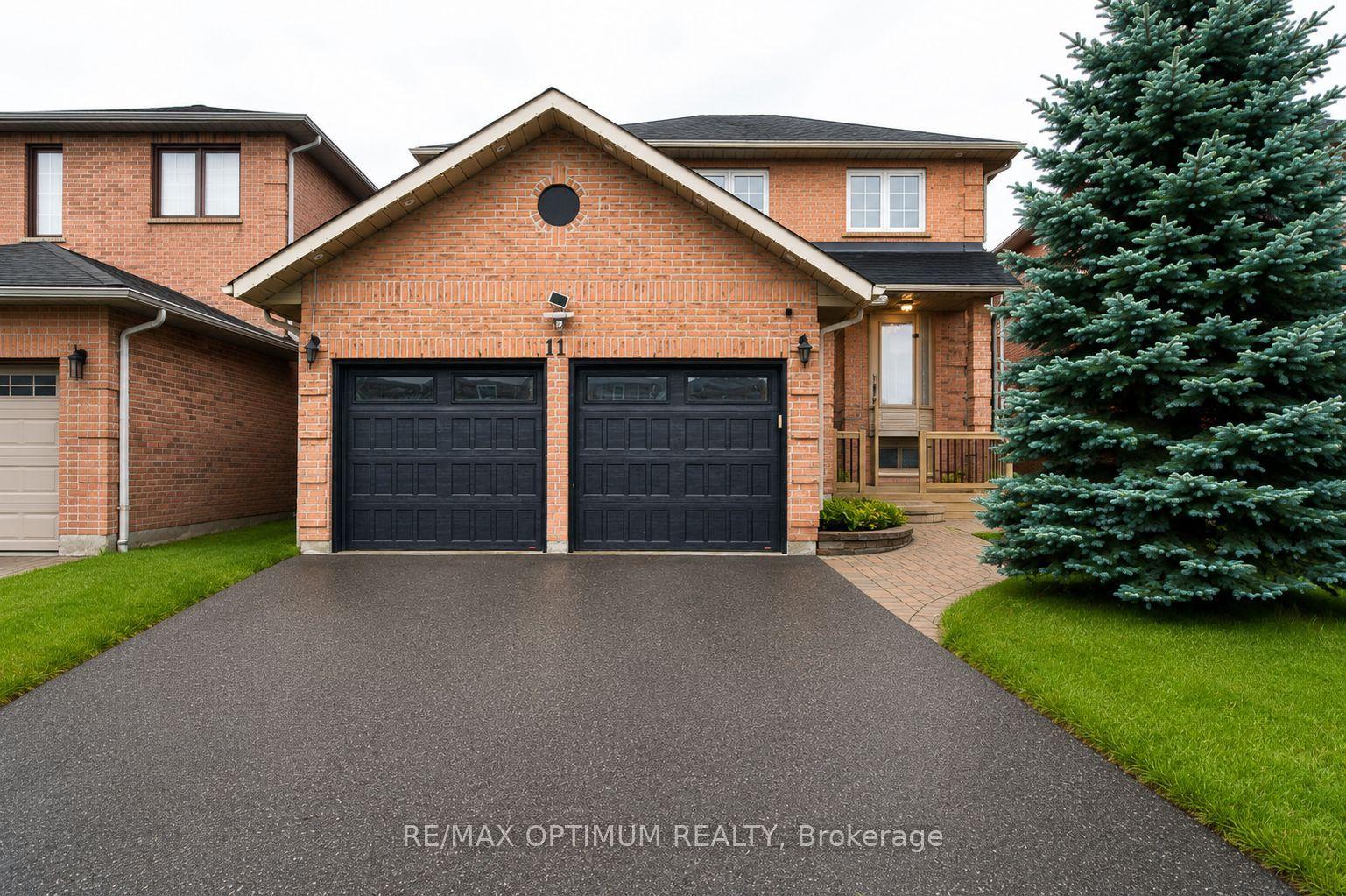 11 Murkar Crescent, Whitby — Detached for sale, photo 1