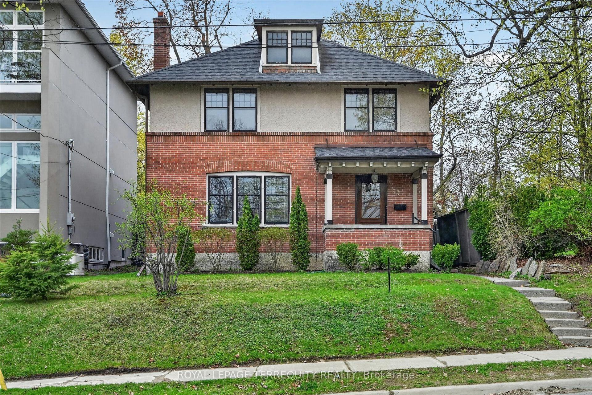 53 BENSON Avenue — photo 1